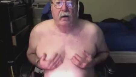 Toastir Hangin out naked at home