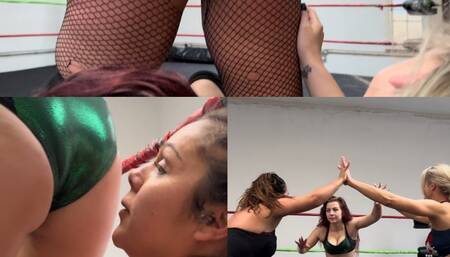 3 way women’s match, Stinkfaces and submissions