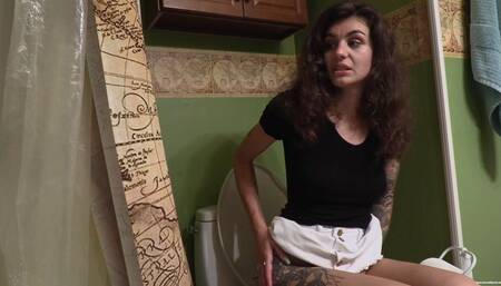 Longing To Pee (4K) - Ramona Vixen