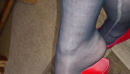 Louise Nylontease Nylon Foot Fetish