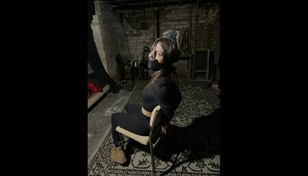 Lola Xr Locked in Leather mp4 4k