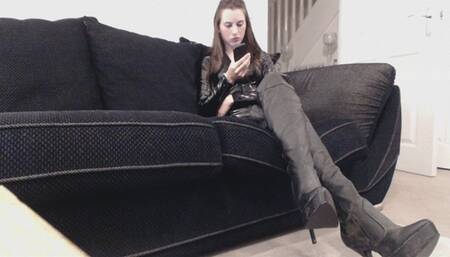 Full Time Boot Licker (MOV)