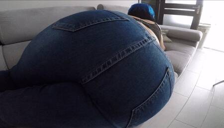 Jeans farting - wet and bubble again