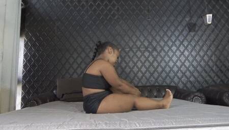 BBW GODDESS Exploding on dwarf girl PART 1 BY BRITNEY HUNTER AND ananzinha CAM BY ALINE FULL HD