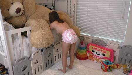 Wormi made to mess her diaper