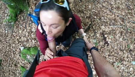 Suck and fuck in forest