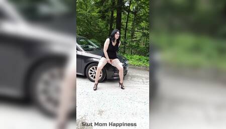 Love to masturbate outdoors