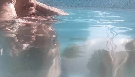 Homemade Holiday Threesome in the Pool