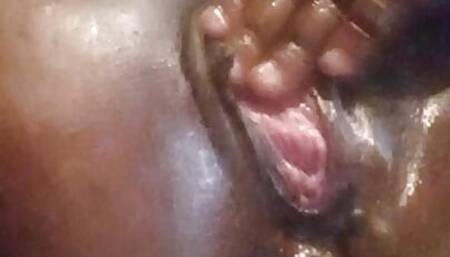 Alone  fun Djing the Clit