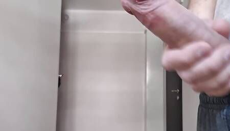 A man flashes a dick to an unfamiliar beautiful girl, She's shocked, but she really wants to touch him.