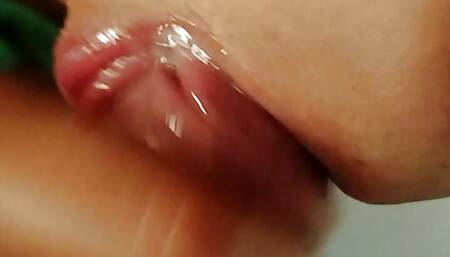 My stepsister gives me a tremendous deepthroat blowjob, close up to her licking my head until she makes me come creampie in her mouth