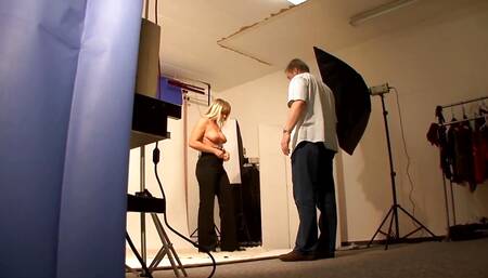 Amateur mature couple tries their luck in industry