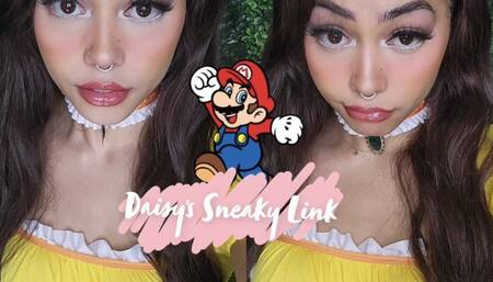 Daisy's Sneaky Link