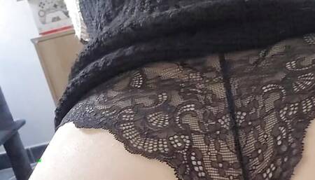 18 year old fucks on the couch in dress