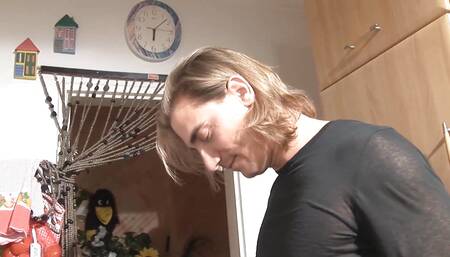 Mature sucking and fucking in the kitchen