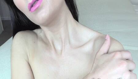 Sexy Shoulders (480p)