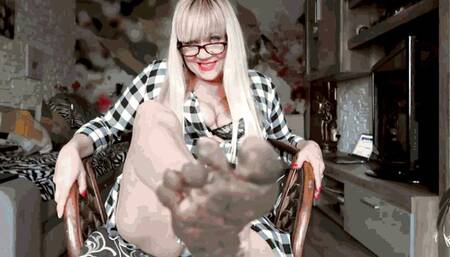 My dirty dirty feet on your face MP4 (1280x720) FHD