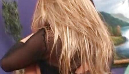 Superb blonde bitch DPed in hot threesome action