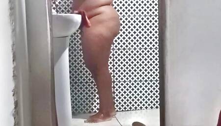 Stepson catches stepmom taking shower with door open