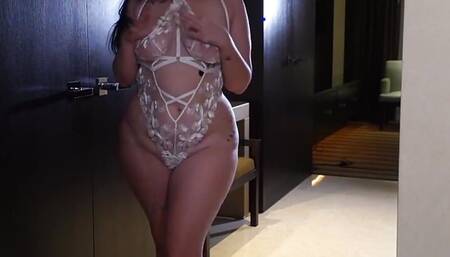 Big Fat Ass White Bitch Ryan Smiles Twerking Her Big PAWG Ass