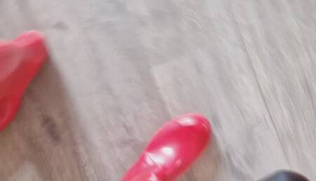 My sexy Latexoverall and red Hunter Outfit!