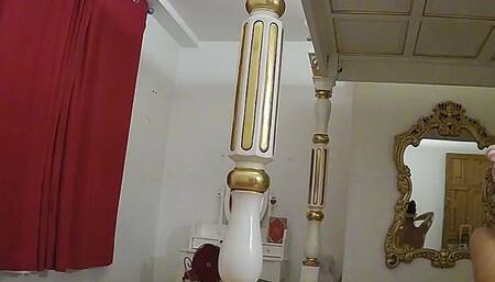 Lantaland - Sexy babe naked on cam