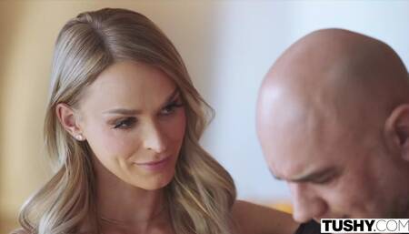 Anal-loving Emma Teaches Euro Bf the American Way