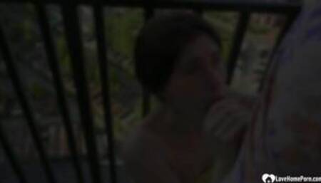 Fucking a hottie on the balcony is amazing