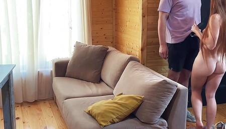 I Pay the Delivery Man with My Body to Take Revenge on My Husband