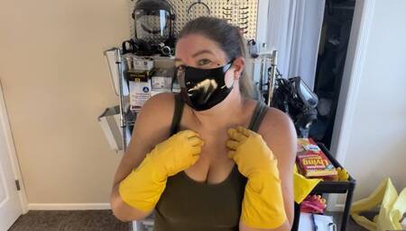 MILFy Housewife Reviews Household Rubber Gloves