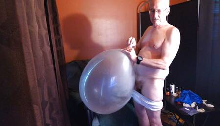 114) Slow Inflation of Big Round Balloon, JO, Cum and Pop! Daddy