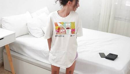 "elena, Your Boyfriend's an Asshole!" Petite Spanish Massy Sweet Teaches Her Friend a Lesson