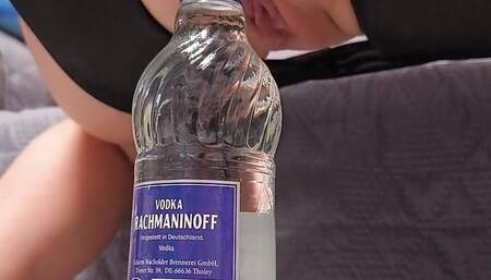 Bottle riding for squirting