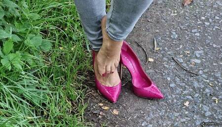 my shoe disappears in the river HD wmv 1920x1080