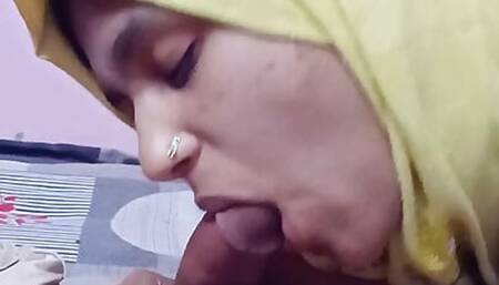 Muslim hijab sucking  cock
