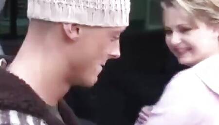 Chubby Slut Loves Bouncing Those Sexy Curves on the Backseat