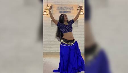 Desi Indian Beautiful Bhabhi Hardcore Sex With Huge Dick