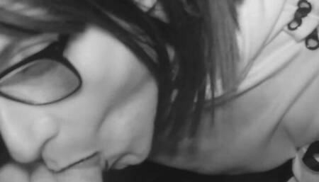 Having a walk at Night ends in a massive Cumshot to swallow.