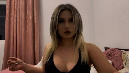 Perfect blonde SMOKING"