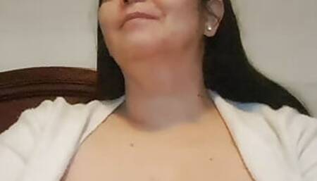 Wife provokes neighbor by showing her pussy in silence