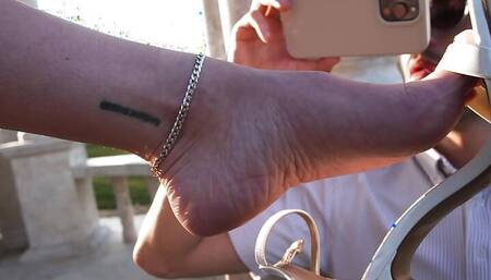 Tera Winters Has FeetFix