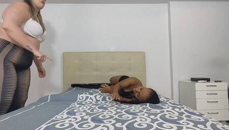 BBW FARTING ON DWARF GIRL PART 1 By BRITNEY AND ANANZINHA CAM BY DANI FULL HD