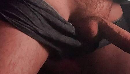 BEATIFUL BIG COCK MASTURBATING