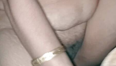 Very Hungry Indian Mature kirtee Bhabhi Seduces and Fucked from her Boyfriend