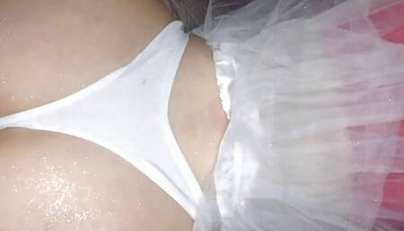 Putting only in the ass of this big ass and filling her with sperm
