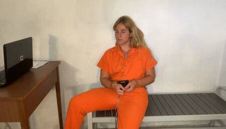 Brooke does not cooperate for Syria escaping