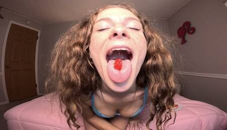 Nathalias Gummy Bear Vore