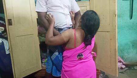 Aunty changing in sex house woner