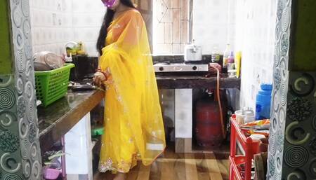 Sister-in-law was making eggplant curry in the kitchen, brother-in-law #NAME? gave his thick eggplant to sister-in-law