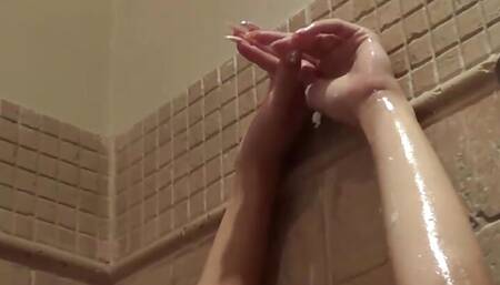 lesbian action in the shower - you must have seen the 2